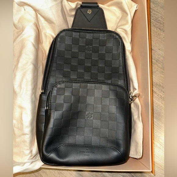 LV Louis Vuitton Embossed Damier Infini Avenue Slingbag Sling Bag Crossbody - Picture 1 of 10